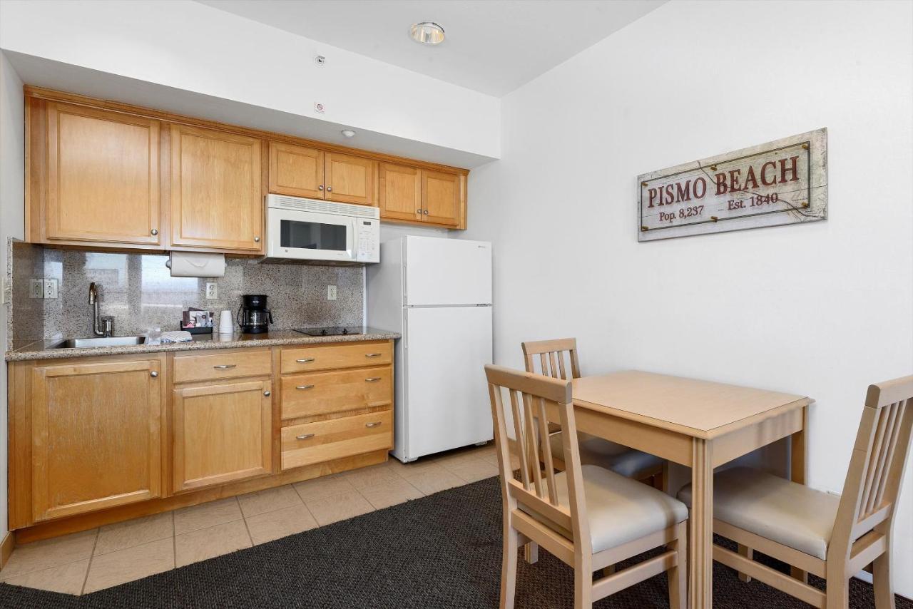 פיסמו ביץ' Beach House Inn & Suites מראה חיצוני תמונה